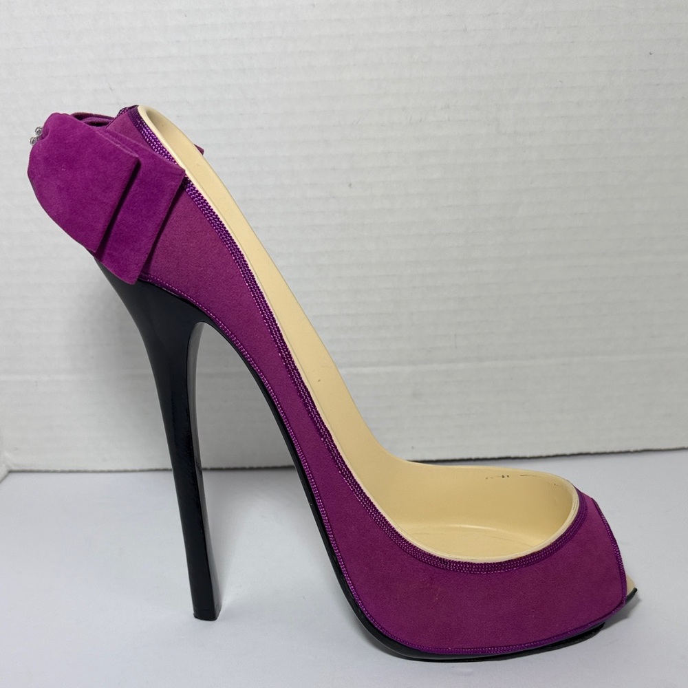 High Heel Stiletto Wine Bottle Holder Bow and Gemstones by Wild Eye Designs
